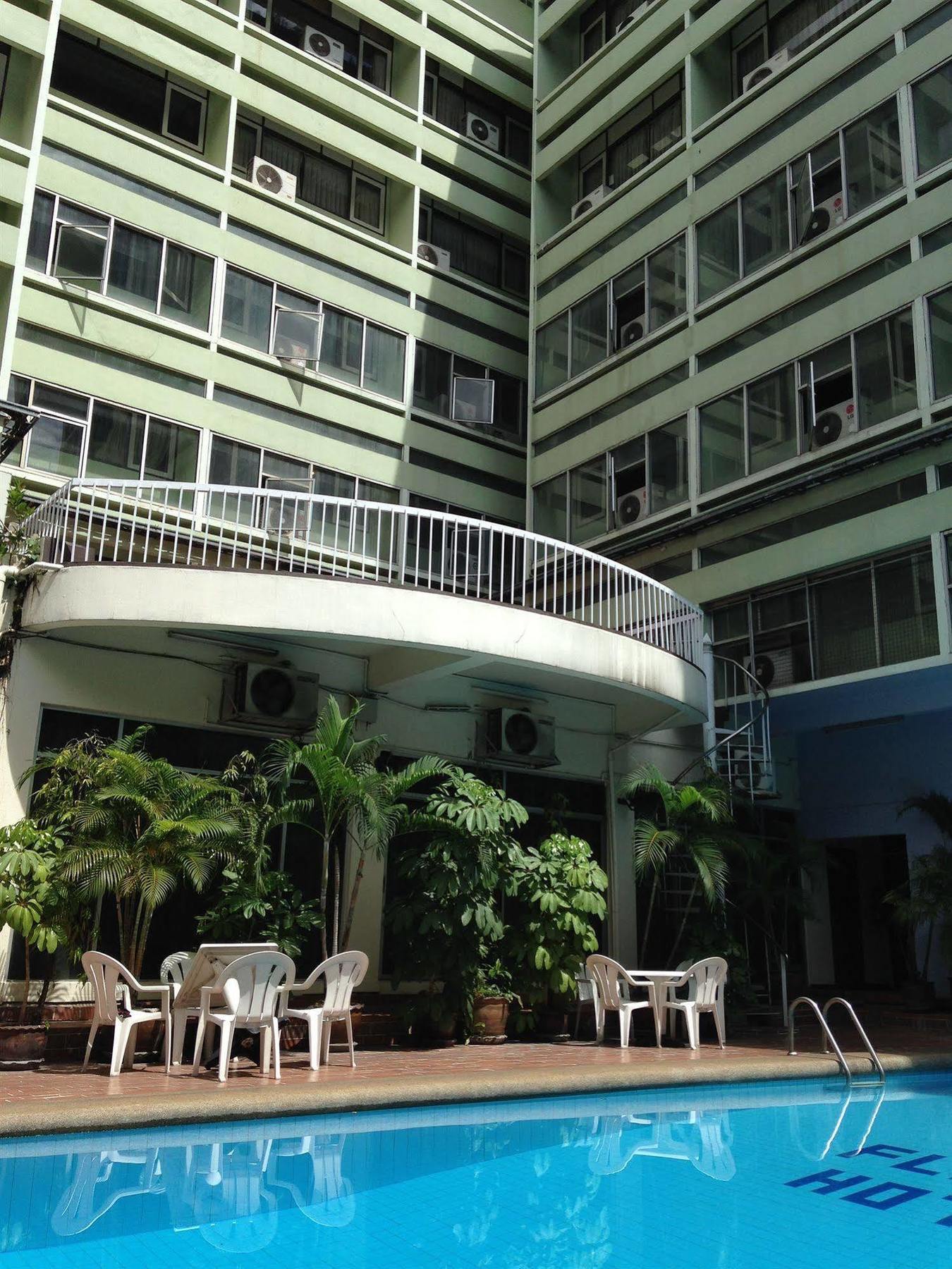 Florida Hotel Бангкок Екстер'єр фото